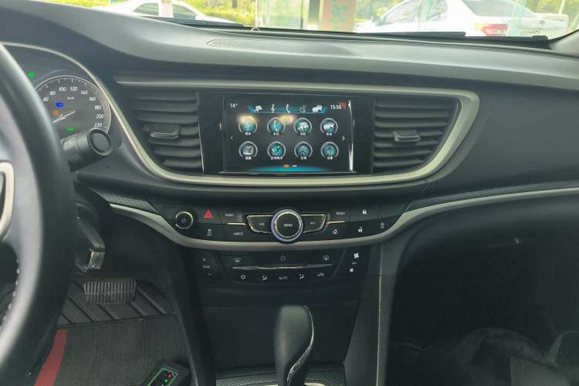 Used Buick GT 2019 18T Automatic Connected Elite Model China V Standard Audio And AC Panel