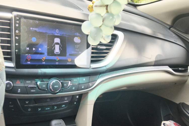Used Buick GT 2019 15T Dual-Clutch Connected Elite Version China V Standard Audio And AC Panel