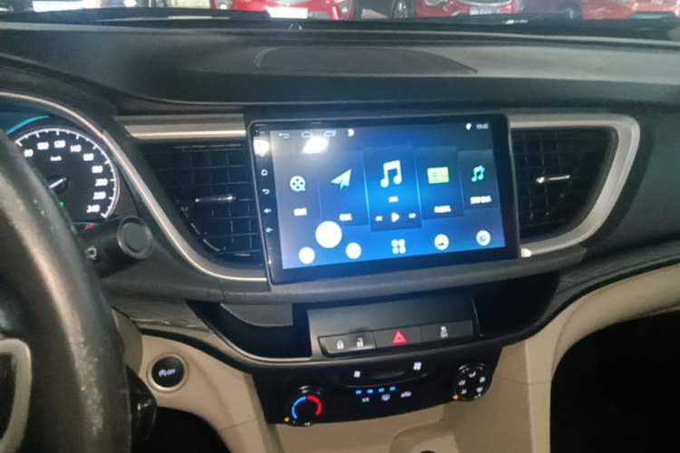 Used Buick GT 2019 15T Manual Elite Version China VI Standard Audio And AC Panel