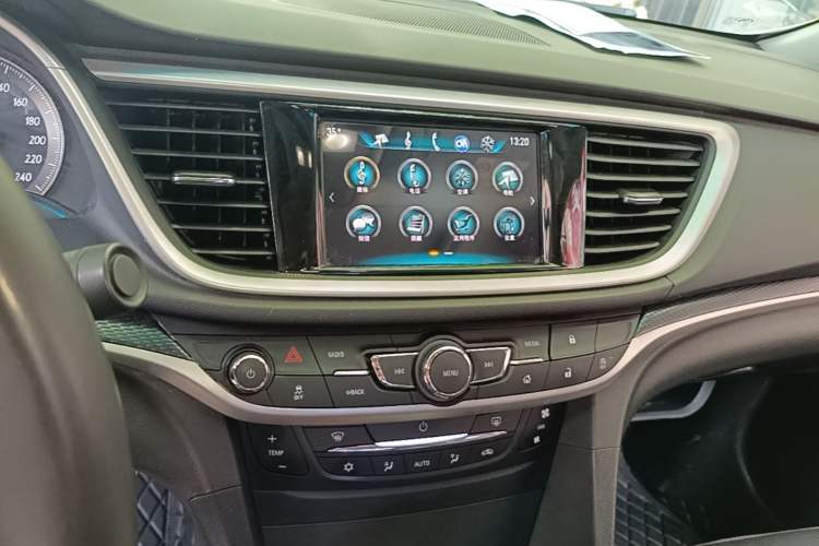 Used Buick GT 2019 18T Automatic Connected Elite Model China VI Standard Audio And AC Panel