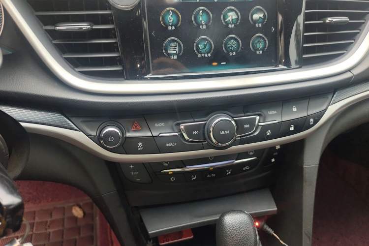 Used Buick GT 2019 18T Automatic Connected Elite Model China VI Standard Audio And AC Panel