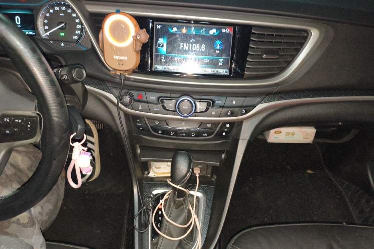 Used Buick GT 2019 18T Automatic Connected Elite Model China V Standard Audio And AC Panel