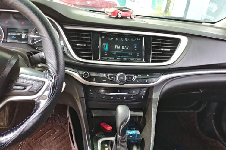 Used Buick GT 2019 18T Automatic Connected Elite Model China V Standard Audio And AC Panel