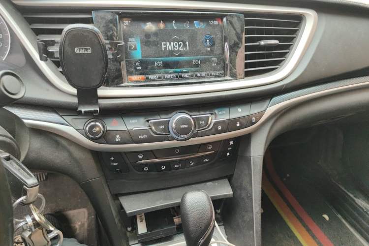 Used Buick GT 2019 18T Automatic Connected Elite Model China VI Standard Audio And AC Panel
