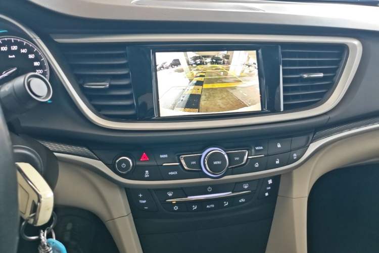 Used Buick GT 2019 15T Dual-Clutch Connected Elite Version China V Standard Audio And AC Panel