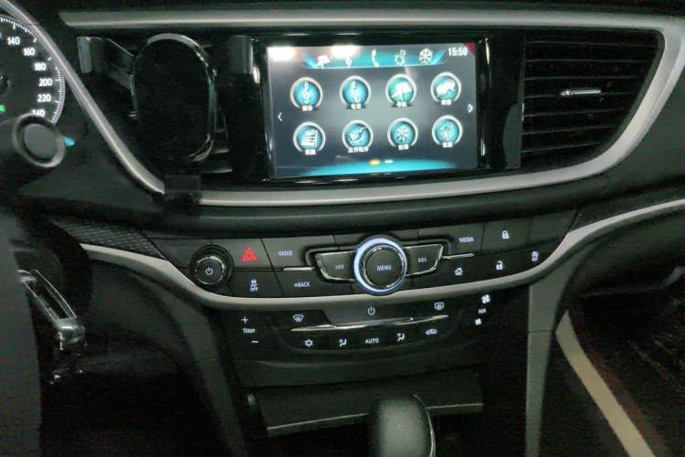 Used Buick GT 2019 18T Automatic Connected Elite Model China VI Standard Audio And AC Panel