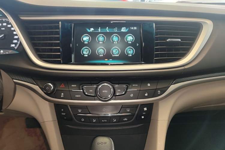Used Buick GT 2019 15T Dual-Clutch Connected Elite Version China V Standard Audio And AC Panel