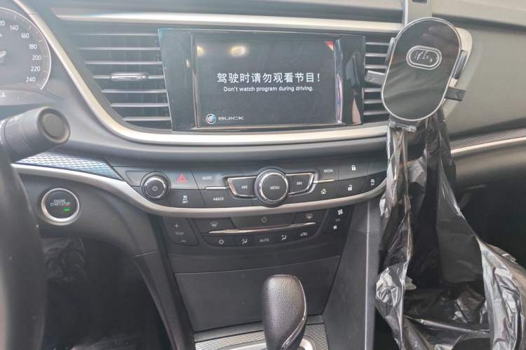 Used Buick GT 2019 18T Automatic Connected Elite Model China V Standard Audio And AC Panel