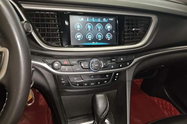 Used Buick GT 2019 18T Automatic Connected Elite Model China VI Standard Audio And AC Panel