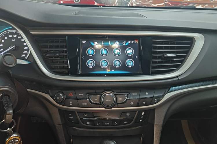 Used Buick GT 2019 18T Automatic Connected Elite Model China V Standard Audio And AC Panel