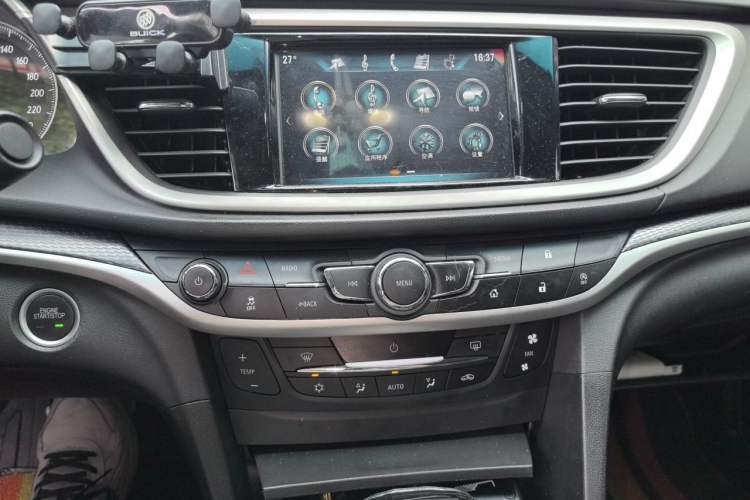 Used Buick GT 2019 18T Automatic Connected Elite Model China V Standard Audio And AC Panel