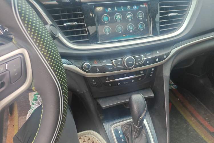 Used Buick GT 2019 18T Automatic Connected Flagship Version China VI Standard Audio And AC Panel