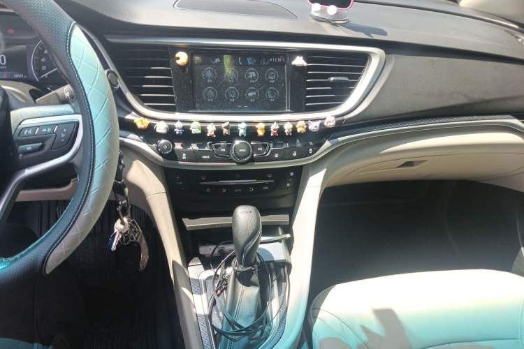 Used Buick GT 2019 15T Dual-Clutch Connected Elite Model China VI Audio And AC Panel