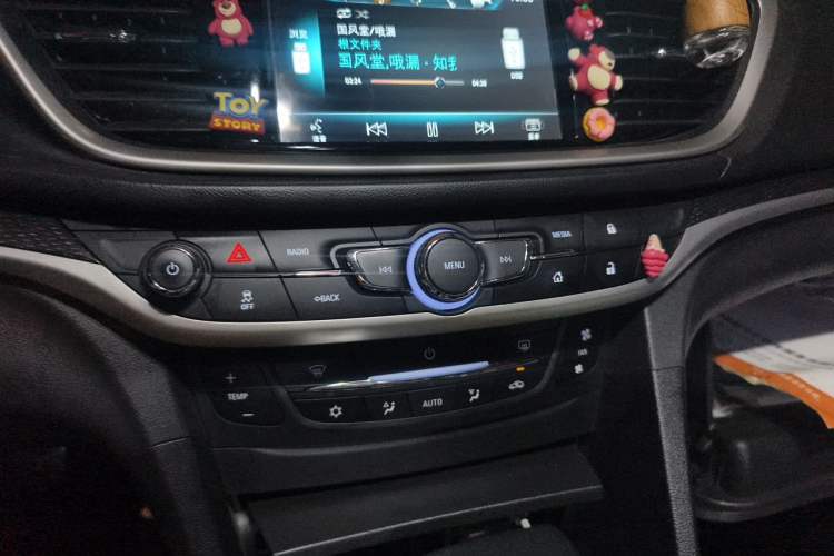 Used Buick GT 2019 18T Automatic Connected Elite Model China VI Standard Audio And AC Panel