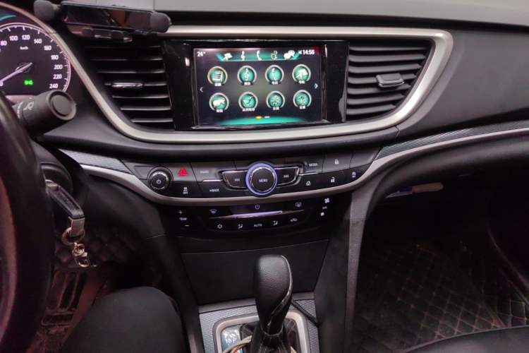 Used Buick GT 2019 18T Automatic Connected Elite Model China VI Standard Audio And AC Panel