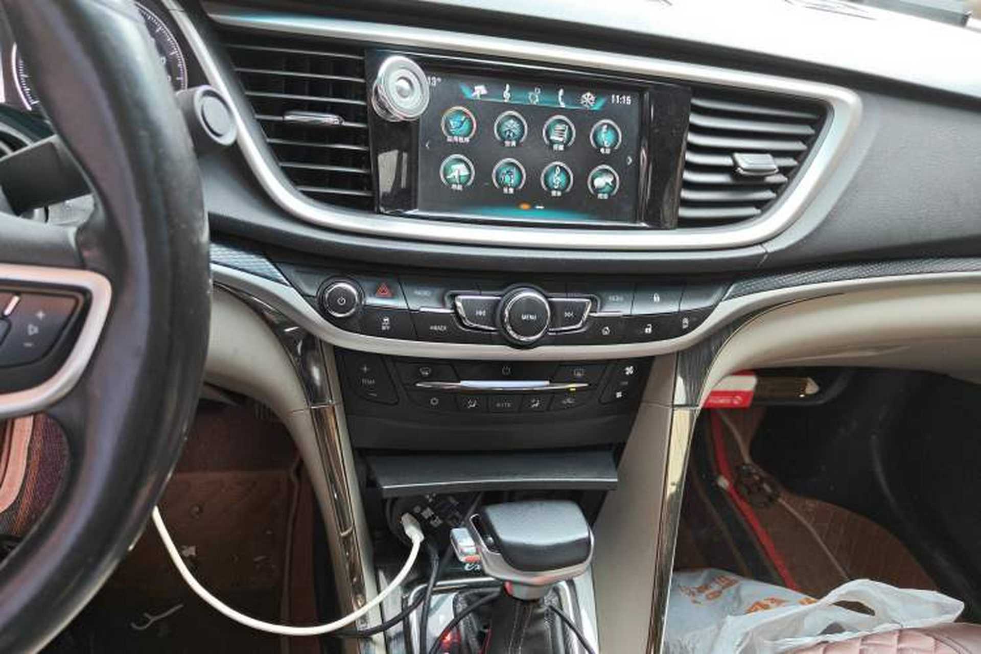 Used Buick GT 2019 15T Dual-Clutch Connected Elite Model China VI Audio And AC Panel