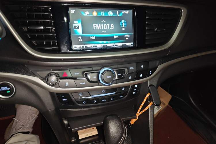 Used Buick GT 2019 18T Automatic Connected Flagship Version China VI Standard Audio And AC Panel