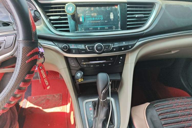 Used Buick GT 2019 15T Dual-Clutch Connected Elite Model China VI Audio And AC Panel