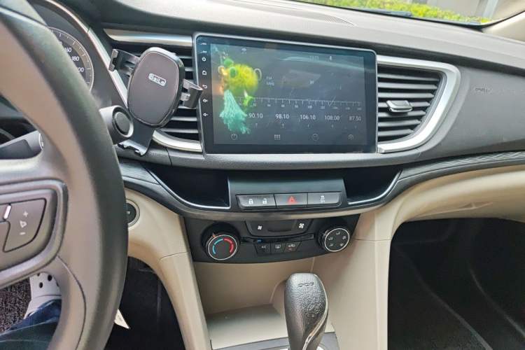 Used Buick GT 2019 15T Dual-Clutch Advanced Version China VI Standard Audio And AC Panel