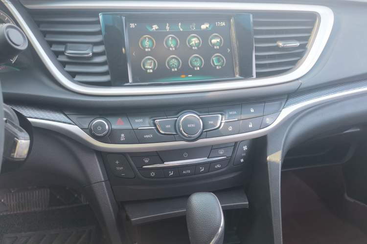 Used Buick GT 2019 18T Automatic Connected Elite Model China VI Standard Audio And AC Panel