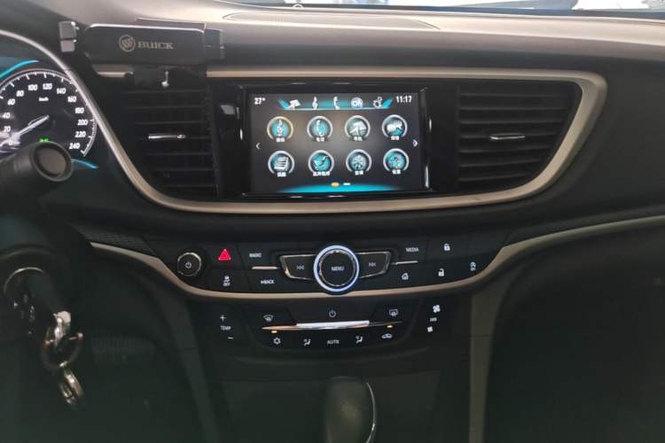 Used Buick GT 2019 18T Automatic Connected Elite Model China VI Standard Audio And AC Panel