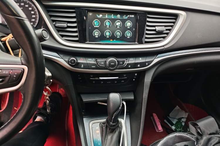 Used Buick GT 2019 18T Automatic Connected Elite Model China VI Standard Audio And AC Panel