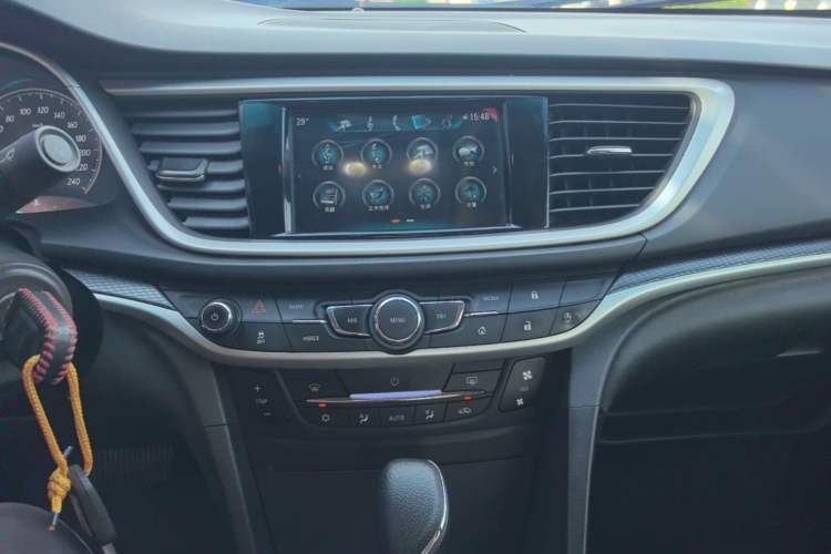 Used Buick GT 2019 18T Automatic Connected Elite Model China VI Standard Audio And AC Panel