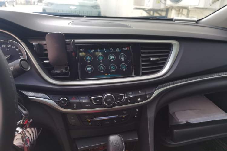 Used Buick GT 2019 18T Automatic Connected Elite Model China VI Standard Audio And AC Panel