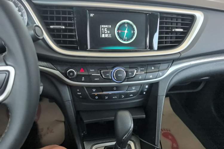 Used Buick GT 2019 18T Automatic Connected Elite Model China VI Standard Audio And AC Panel