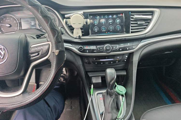 Used Buick GT 2019 18T Automatic Connected Elite Model China VI Standard Audio And AC Panel