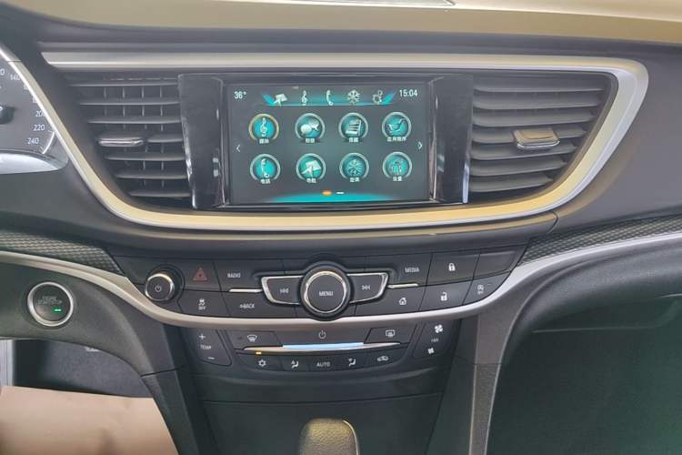 Used Buick GT 2019 18T Automatic Connected Elite Model China V Standard Audio And AC Panel