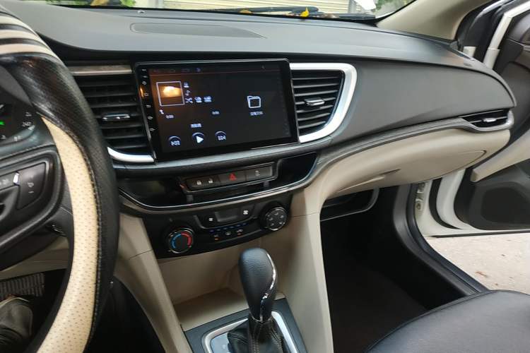 Used Buick GT 2019 15T Dual-Clutch Advanced Version China VI Standard Audio And AC Panel