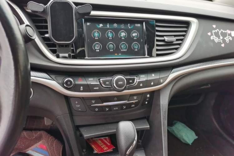 Used Buick GT 2019 18T Automatic Connected Flagship Version China VI Standard Audio And AC Panel