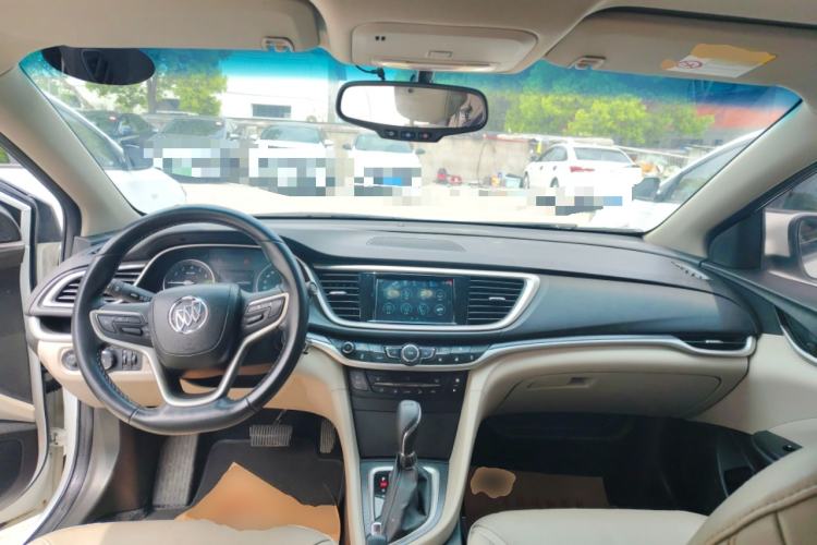 Used Buick GT 2019 15T Dual-Clutch Connected Elite Model China VI Center Console