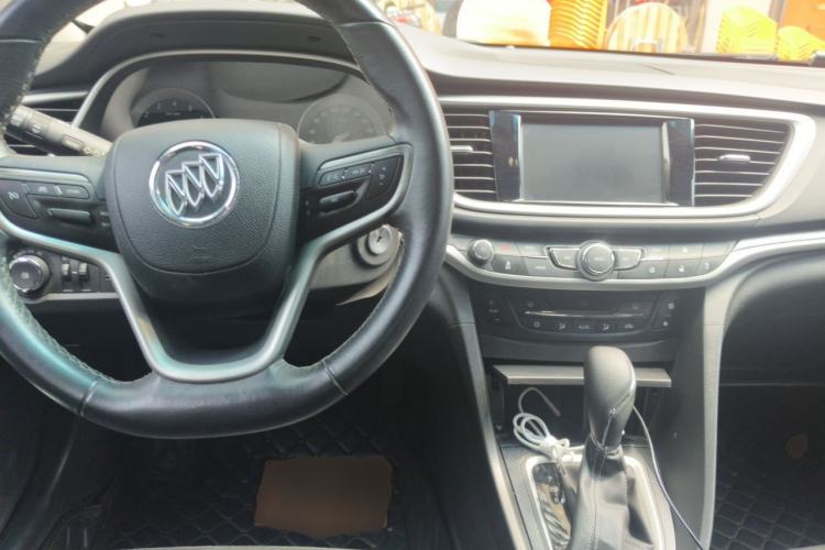 Used Buick GT 2019 18T Automatic Connected Elite Model China V Standard Center Console
