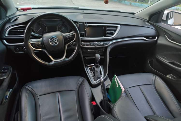 Used Buick GT 2019 18T Automatic Connected Elite Model China V Standard Center Console