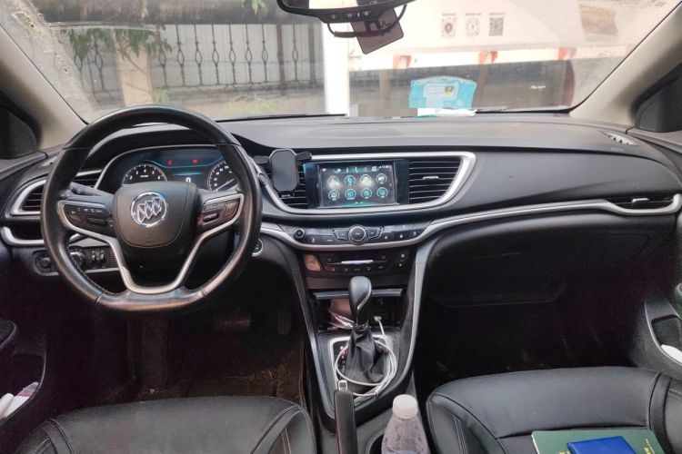 Used Buick GT 2019 18T Automatic Connected Elite Model China V Standard Center Console