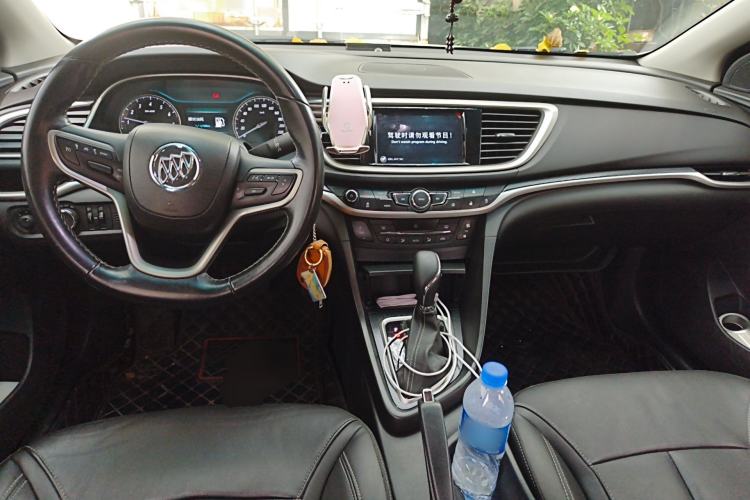 Used Buick GT 2019 18T Automatic Connected Elite Model China VI Standard Center Console