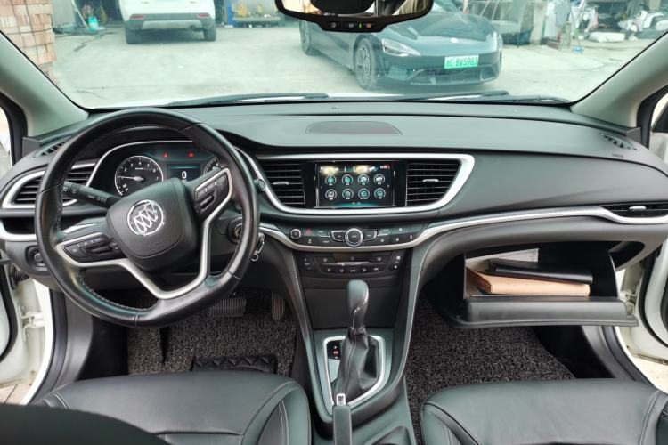 Used Buick GT 2019 18T Automatic Connected Elite Model China V Standard Center Console