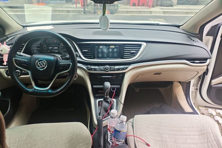 Used Buick GT 2019 15T Dual-Clutch Connected Elite Version China V Standard Center Console