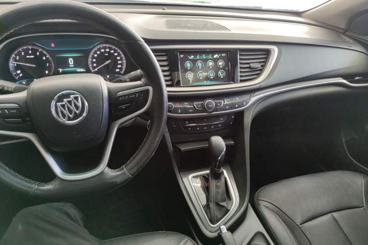 Used Buick GT 2019 18T Automatic Connected Elite Model China VI Standard Center Console
