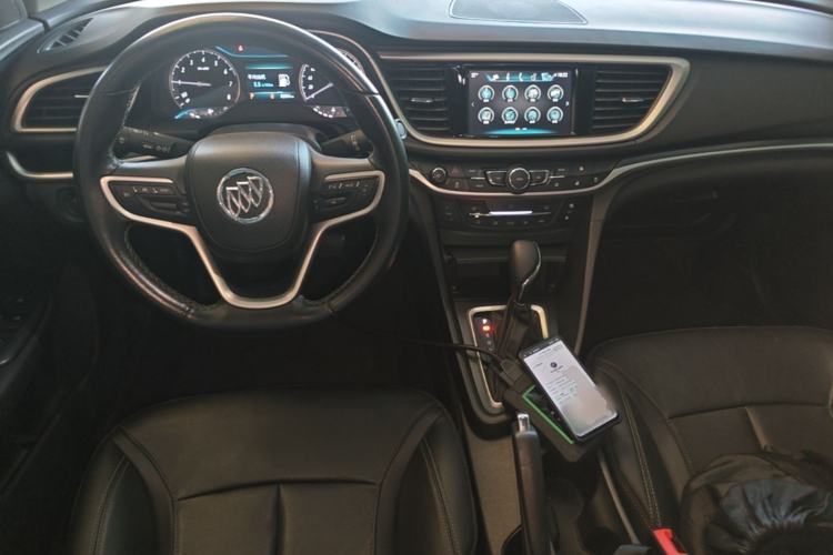 Used Buick GT 2019 18T Automatic Connected Elite Model China VI Standard Center Console