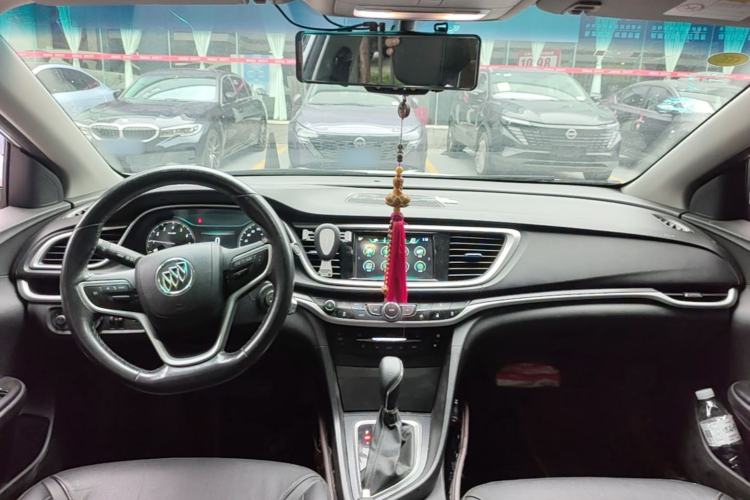 Used Buick GT 2019 18T Automatic Connected Elite Model China V Standard Center Console