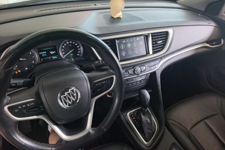 Used Buick GT 2019 18T Automatic Connected Elite Model China VI Standard Center Console