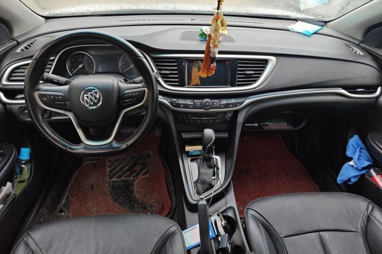 Used Buick GT 2019 18T Automatic Connected Elite Model China V Standard Center Console