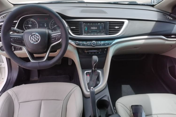 Used Buick GT 2019 15T Dual-Clutch Connected Elite Version China V Standard Center Console