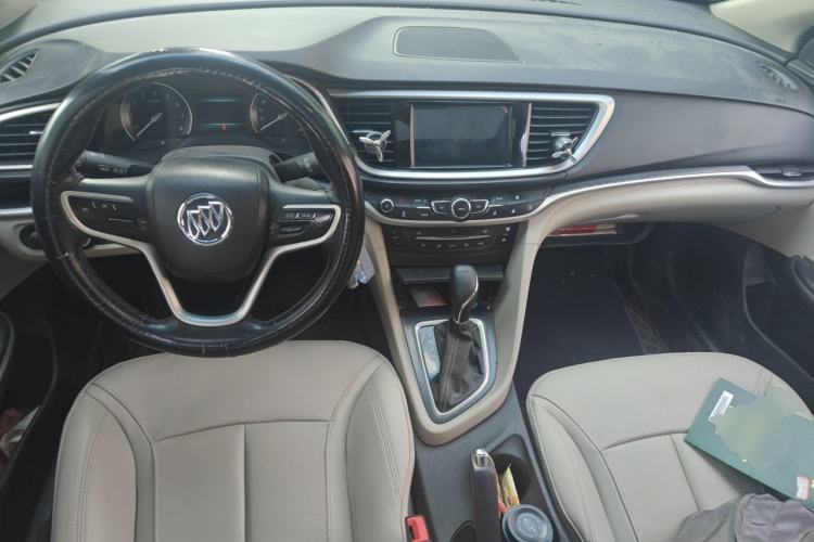 Used Buick GT 2019 15T Dual-Clutch Connected Elite Model China VI Center Console