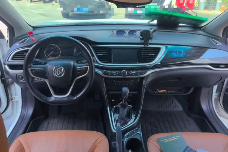 Used Buick GT 2019 18T Automatic Connected Flagship Version China VI Standard Center Console