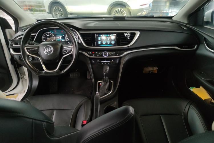 Used Buick GT 2019 18T Automatic Connected Elite Model China VI Standard Center Console