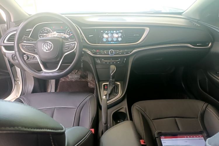 Used Buick GT 2019 18T Automatic Connected Elite Model China VI Standard Center Console
